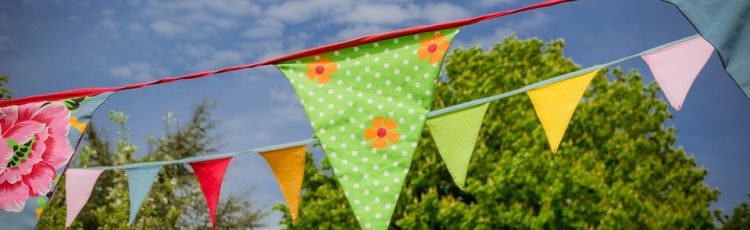 summer bunting