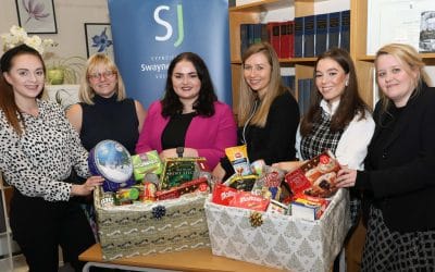 Swayne Johnson Local Food Bank Collection This Christmas